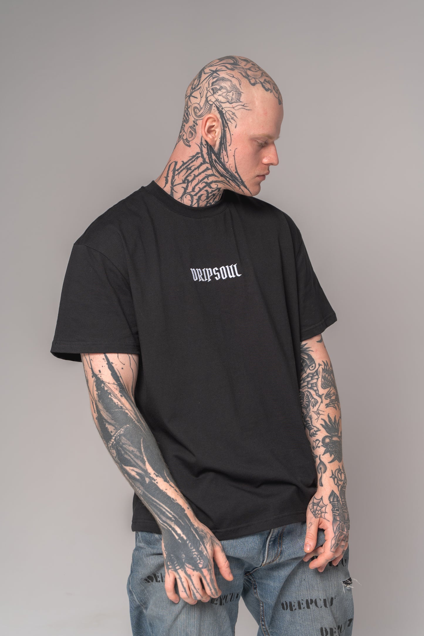 ESSENTIAL T-SHIRT | BLACK