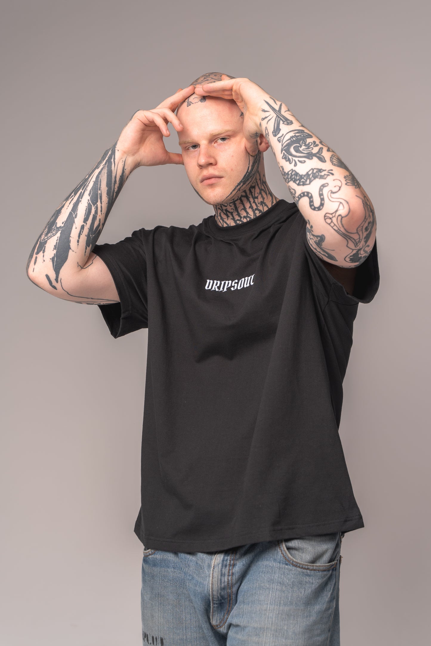 ESSENTIAL T-SHIRT | BLACK