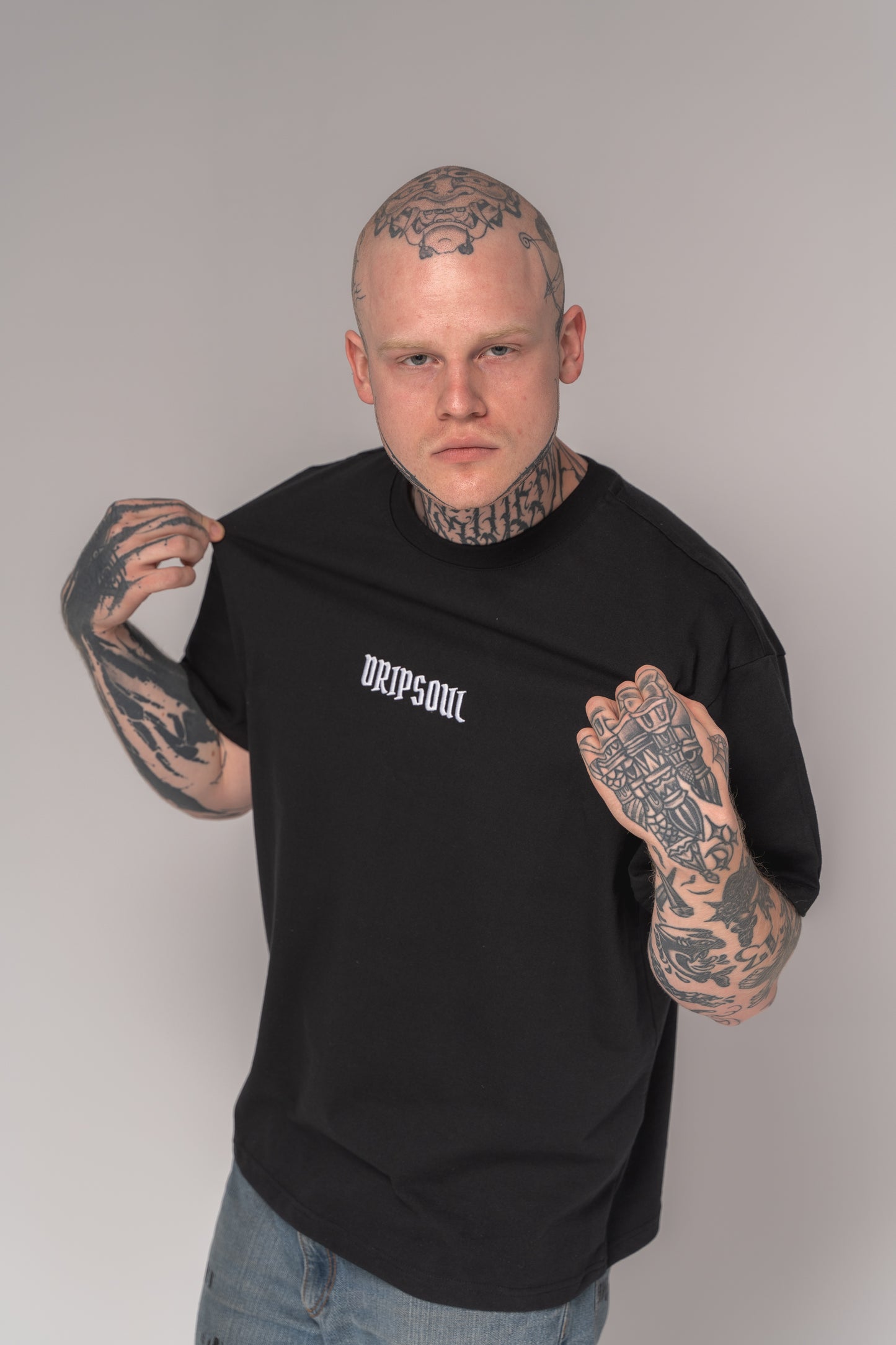 ESSENTIAL T-SHIRT | BLACK